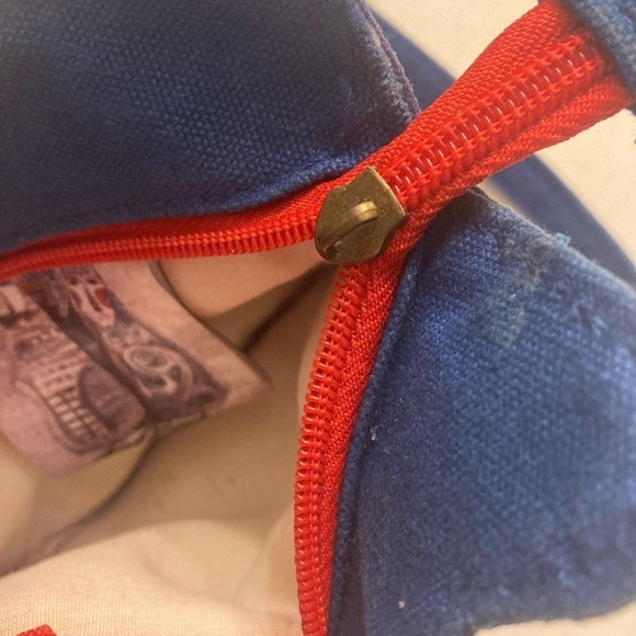 Laurel Burch Cat SMALL CrossBody Tote Bag - Picture 4 of 6